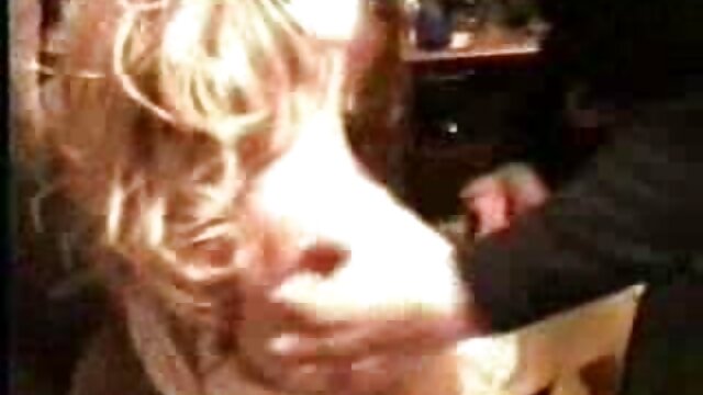 Donne joliment à son video lesbienne porno dingue amant