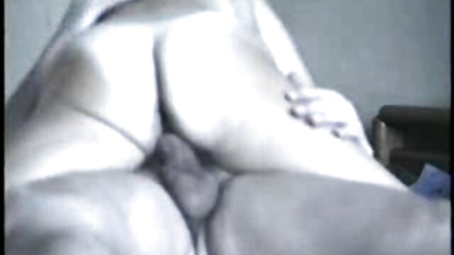 Elle a rêvé d'un tel sexe toute sa vie extrait de video lesbienne ...