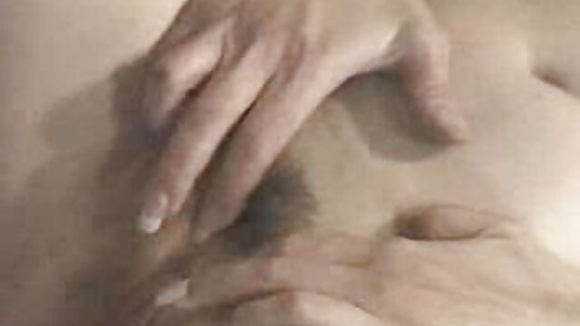 Cocktail de sperme pour film porno lesbienne streaming débutante