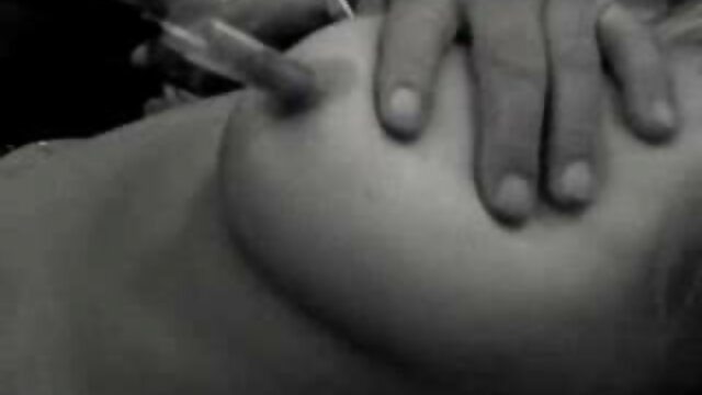 Fille russe est passionnée par le casting extrait gratuit film lesbienne